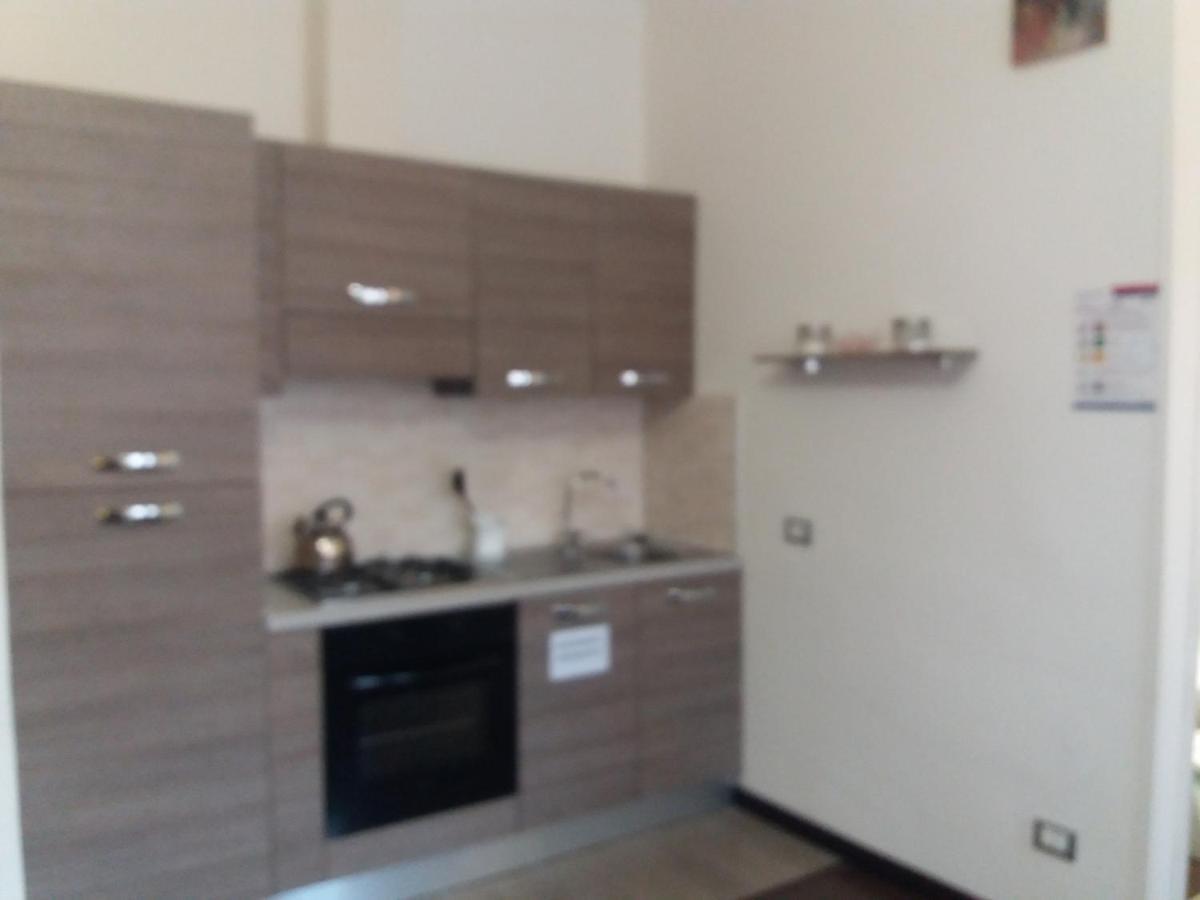מונטרוטונדו Casa Vacanze Lory מראה חיצוני תמונה