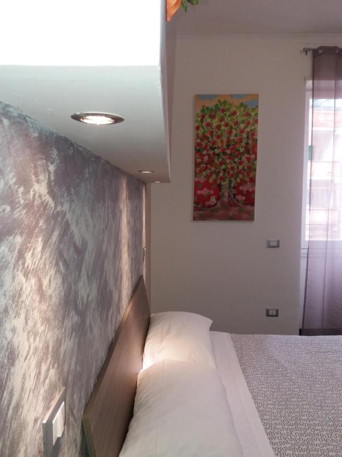 מונטרוטונדו Casa Vacanze Lory מראה חיצוני תמונה